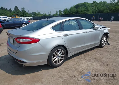 2013 Ford Fusion Se z USA, uszkodzony, nr VIN 3FA6P0HR2DR172552